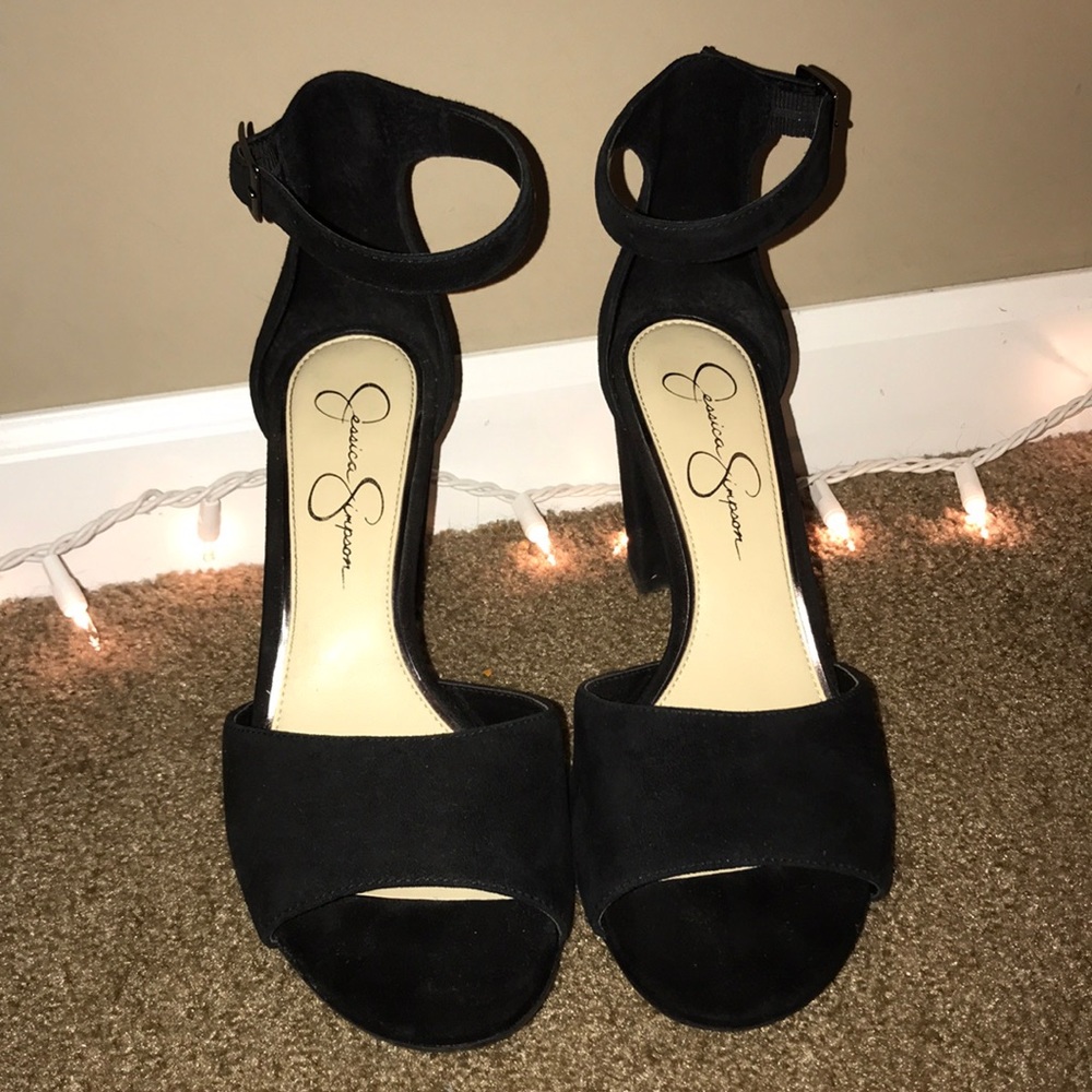 JESSICA SIMPSON heels